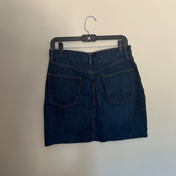 GAP Denim Button Skirt - Picture 2 of 4
